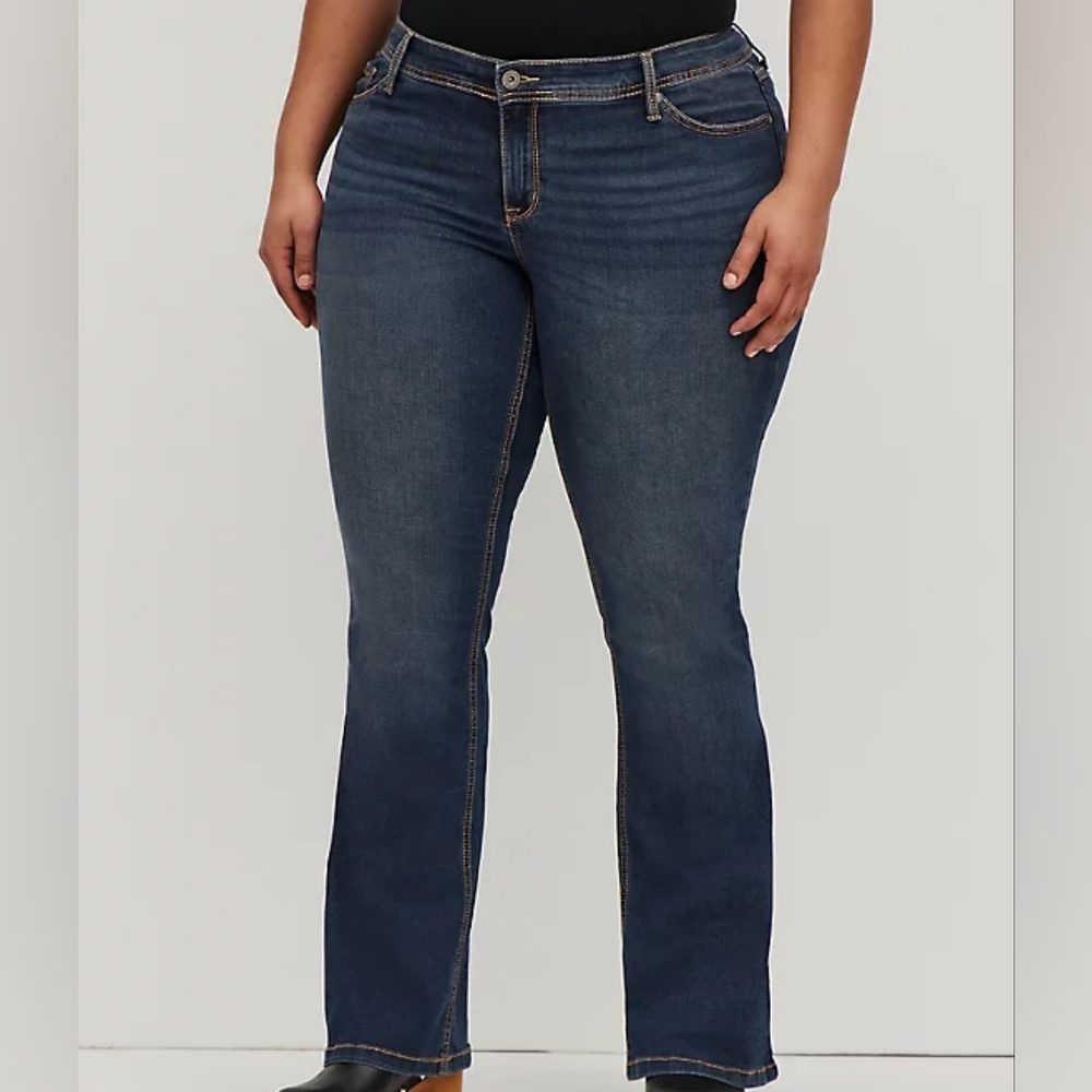 Torrid Luxe Slim Boot Jean Super Stretch Medium Wash Size 18 Extra Short…